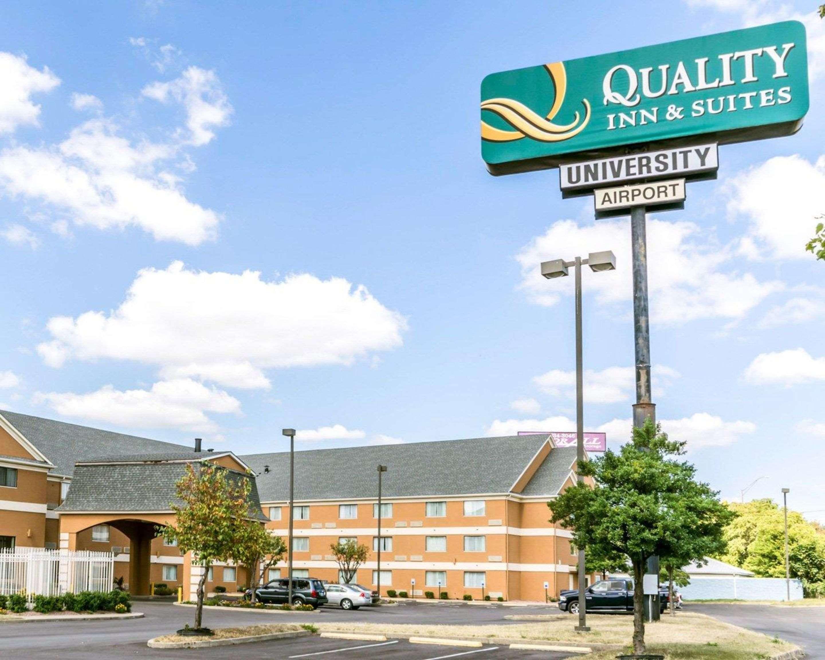 Quality Inn & Suites University-Airport Louisville Exterior foto